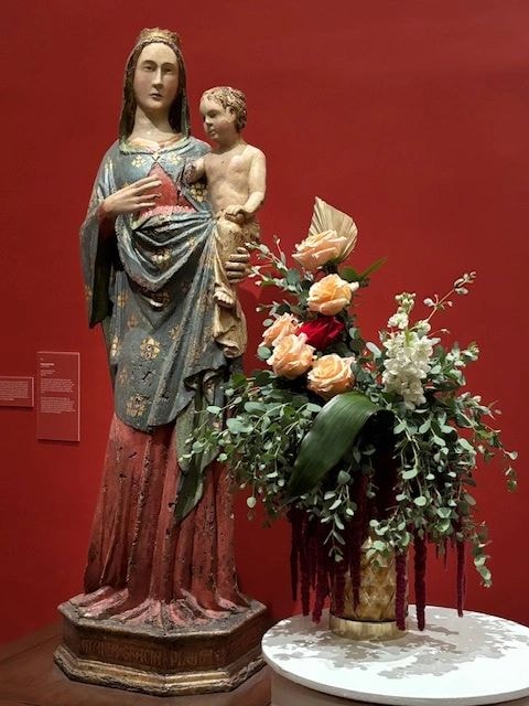 Floral arrangement at Cincinnati Art Museum